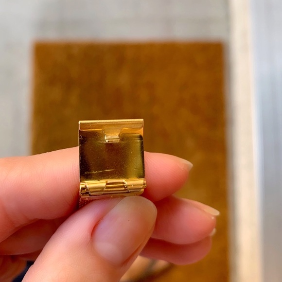 Skagen Signature Mesh Bracelet - Picture 6 of 8